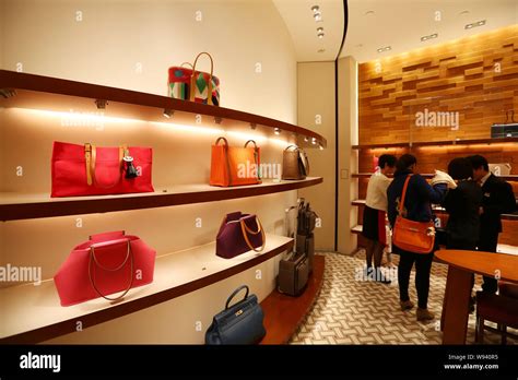 sac hermes pas cher chine|Hermès Shanghai Plaza 66 Store .